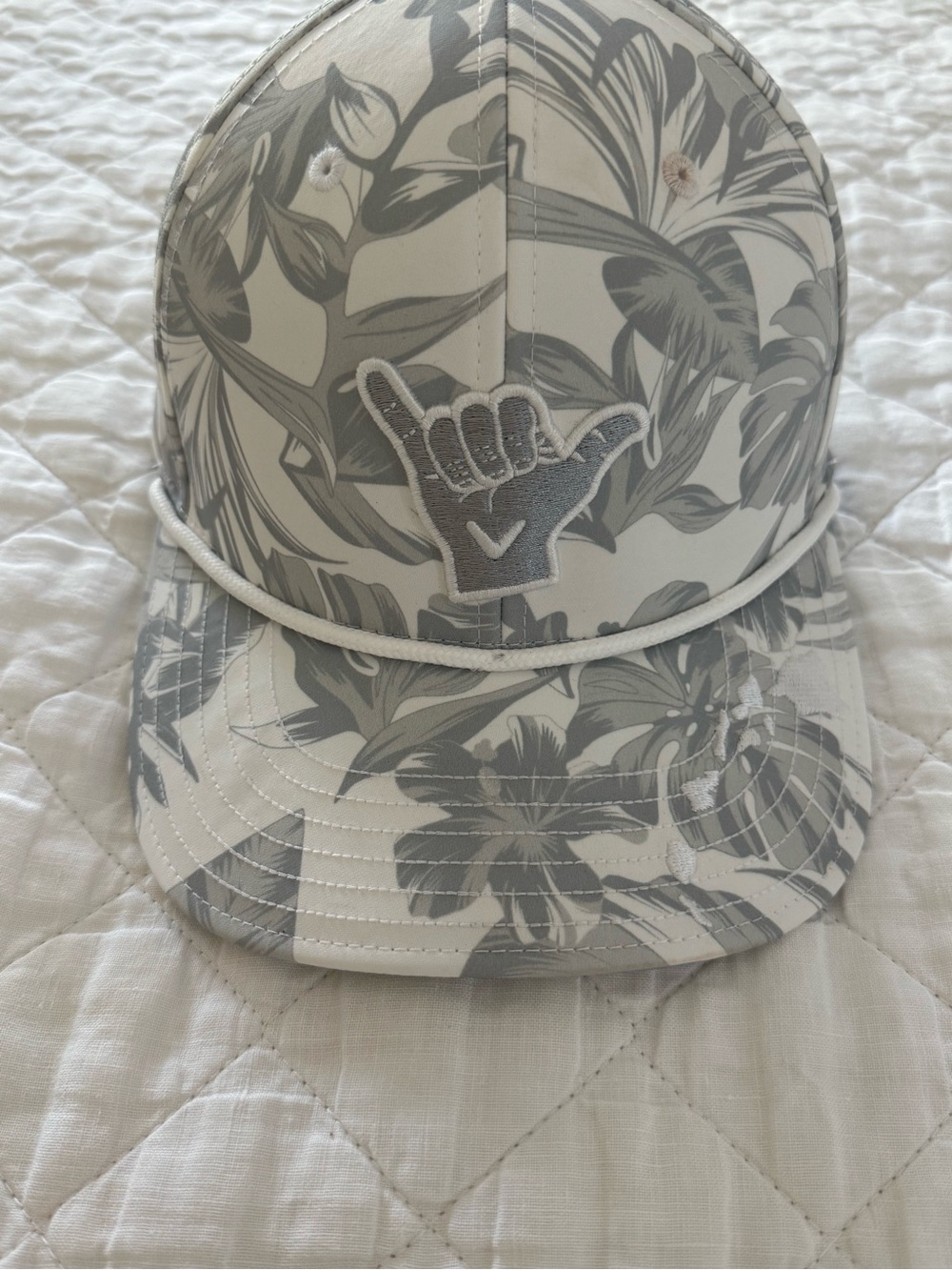 Call Hawaii Shaka Rope Floral Cap - Men